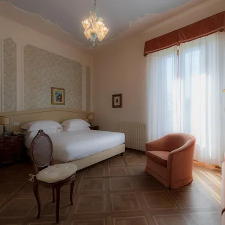 Scacciapensieri Boutique سيينا