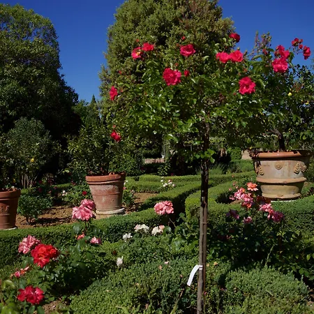 Hotel Scacciapensieri Boutique 4*