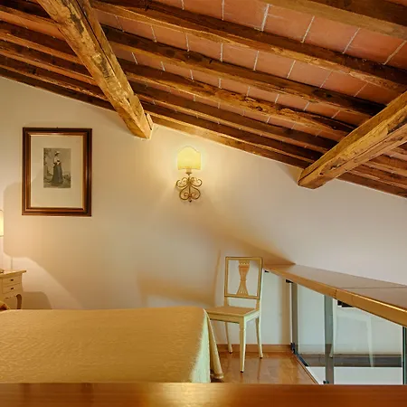 מלון Scacciapensieri Boutique 4*