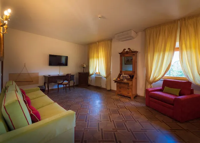 Готель Scacciapensieri Boutique 4*