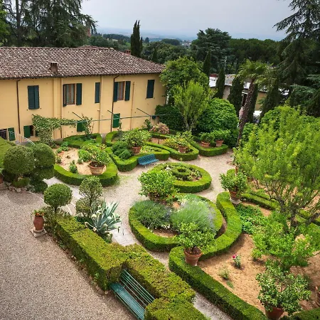 Hotel Scacciapensieri Boutique 4*